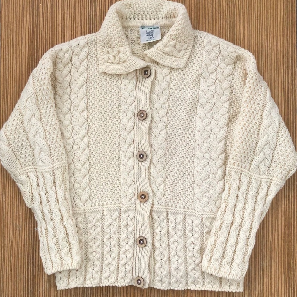 Sweater Shop Ireland Fisherman’s style cable knit wool button Cardigan sweater